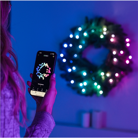 Twinkly Pre-lit Wreath Smart LED 50 RGBW (Multicolor + White) Twinkly Pre-lit Wreath Smart LED 50 RGBW – 16M+ colors + Warm white