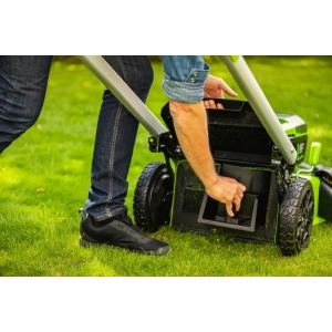 2514207UB-Savaeigė-vejapjovė-60V-46cm-gd60lm46spk4-su-4Ah-akumuliatoriumi-ir-kro-7