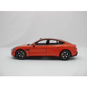 488535-Liejamas-modelinis-automobilis-Xiaomi-SU7-118-oranžinis-6