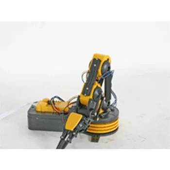 AN-09771-Roboto-ranka-2
