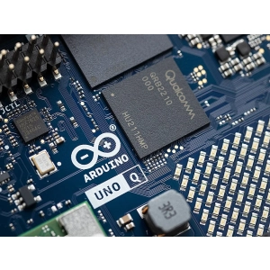 AN-27370-Arduino-UNO-Q-2GB-5
